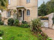 Maison 9 pièces 210 m²