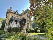 Maison 9 pièces 213 m²