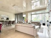 Maison 9 pièces 215 m²