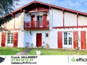 Maison 9 pièces 215 m²