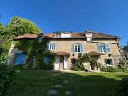Maison 9 pièces 216 m²