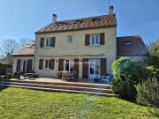 Maison 9 pièces 217 m²