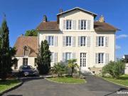 Maison 9 pièces 220 m²