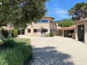 Maison 9 pièces 222 m²