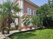 Maison 9 pièces 224 m²