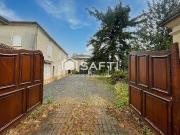 Maison 9 pièces 225 m²