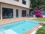 Maison 9 pièces 221 m²