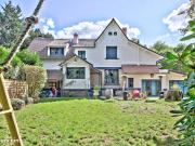 Maison 9 pièces 225 m²