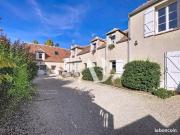 Maison 9 pièces 225 m²