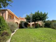 Maison 9 pièces 228 m²