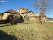 Maison 9 pièces 230 m²