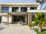 Villa 9 pièces 230 m²