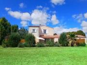 Maison 9 pièces 230 m²