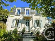 Maison 9 pièces 230 m²