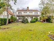 Maison 9 pièces 230 m²