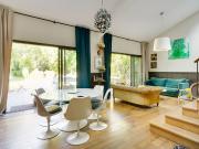 Maison 9 pièces 230 m²