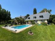 Maison 9 pièces 232 m²