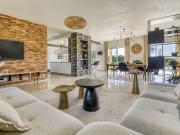 Maison 9 pièces 233 m²