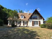 Maison 9 pièces 234 m²