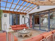 Maison 9 pièces 235 m²