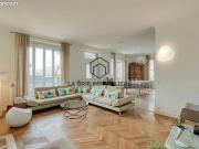 Maison 9 pièces 235 m²