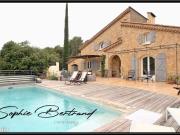 Maison 9 pièces 236 m²