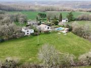 Maison 9 pièces 237 m²