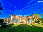 Maison 9 pièces 238 m²