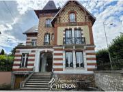 Maison 9 pièces 240 m²