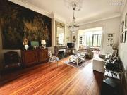 Maison 9 pièces 240 m²