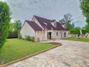 Maison 9 pièces 240 m²