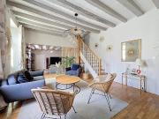 Maison 9 pièces 241 m²
