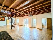 Maison 9 pièces 242 m²