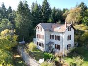 Maison 9 pièces 242 m²
