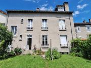 Maison 9 pièces 243 m²