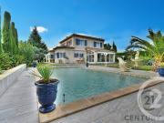 Maison 9 pièces 245 m²