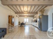 Maison 9 pièces 246 m²