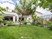 Maison 9 pièces 246 m²