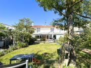 Maison 9 pièces 247 m²