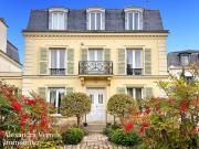 Maison 9 pièces 250 m²