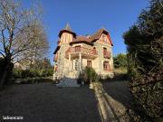 Maison 9 pièces 250 m²