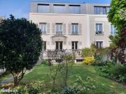 Maison 9 pièces 253 m²