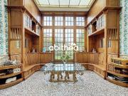 Maison 9 pièces 257 m²