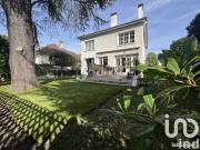 Maison 9 pièces 263 m²