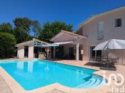 Maison 9 pièces 263 m²