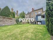 Maison 9 pièces 265 m²