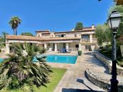 Maison 9 pièces 266 m²