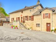 Maison 9 pièces 267 m²