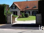 Maison 9 pièces 270 m²