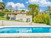 Maison 9 pièces 270 m²